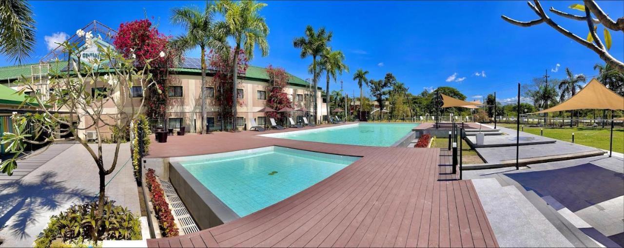 Luisita Central Park Hotel Tarlac City Eksteriør billede
