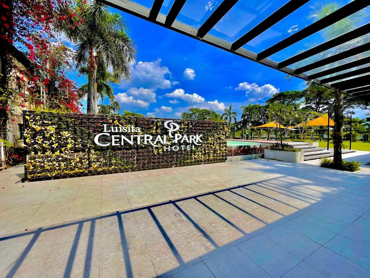 Luisita Central Park Hotel Tarlac City Eksteriør billede