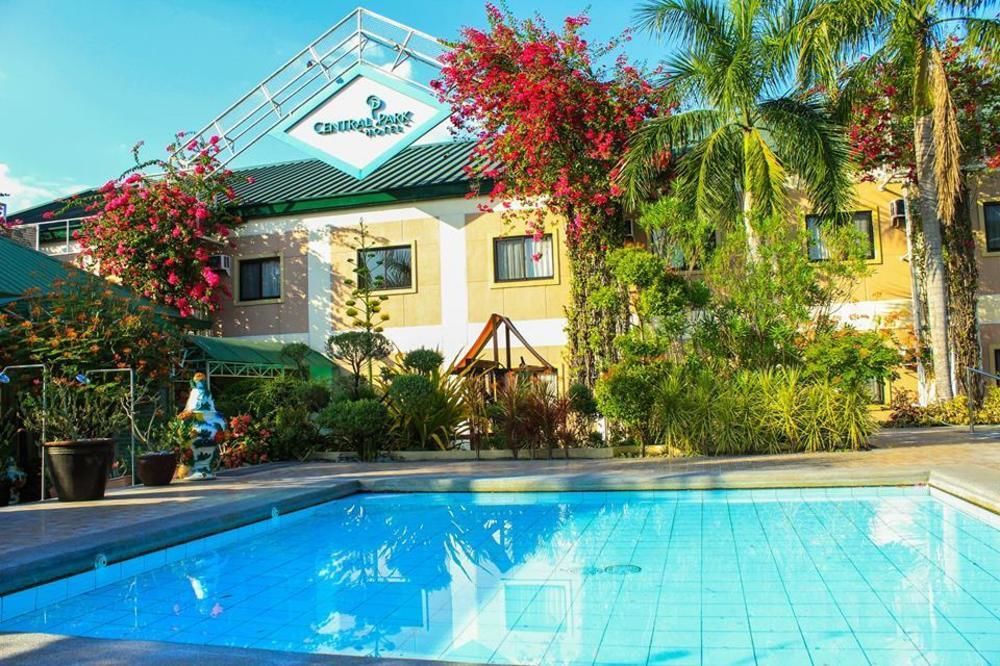 Luisita Central Park Hotel Tarlac City Eksteriør billede