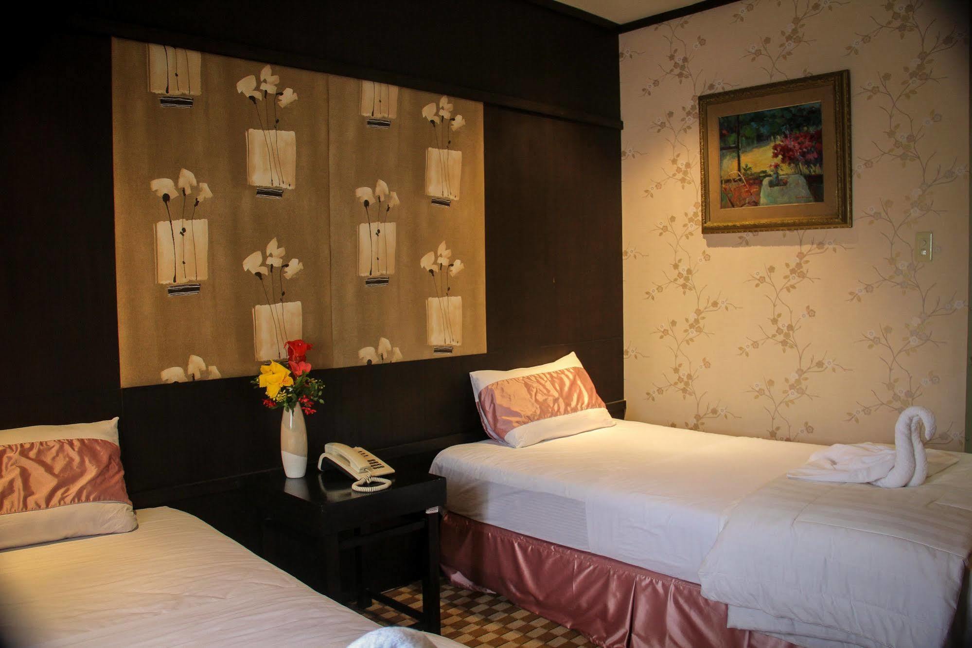 Luisita Central Park Hotel Tarlac City Eksteriør billede
